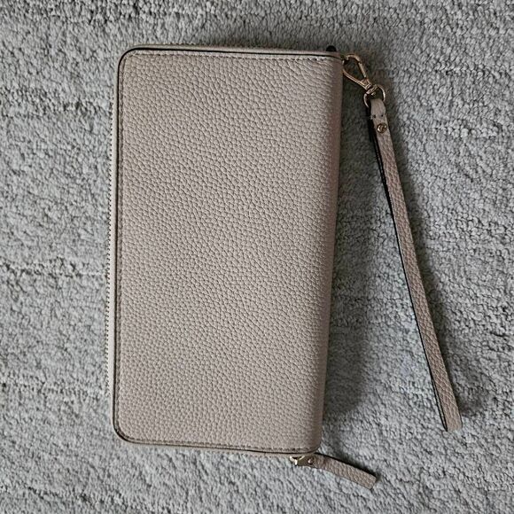 Kate Spade Pebbled Leather Wallet in Beige - Picture 4 of 6
